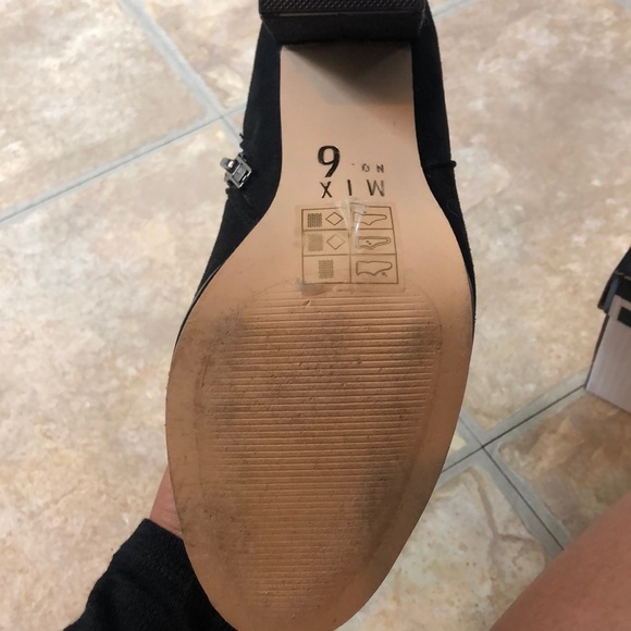 Booties - Picture 3 of 4